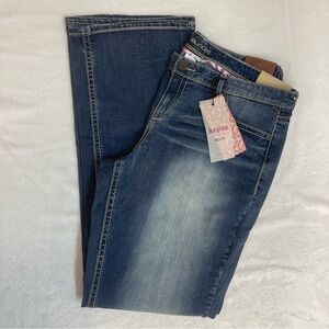 Maurices Dark Blue Bootcut Jeans NWT Kaylee Original Fit